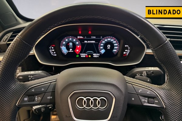 AUDI Q3 2.0 40 TFSI GASOLINA PERFORMANCE BLACK QUATTRO TIPTRONIC 2024/2024